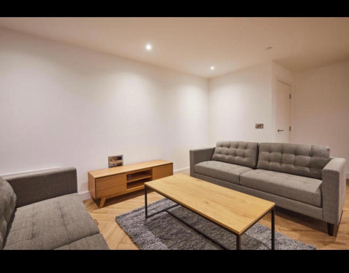 Luxurious Manchester City Centre 2 Bed Apartment Exterior photo