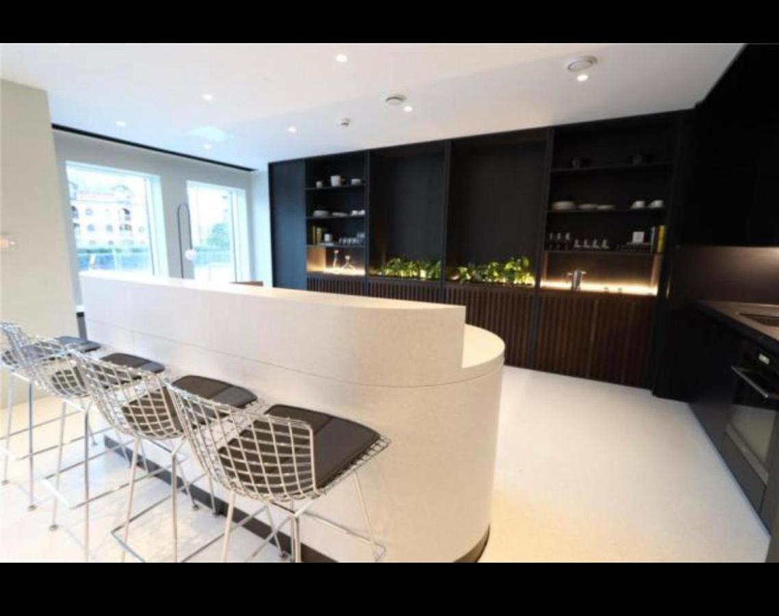 Luxurious Manchester City Centre 2 Bed Apartment Exterior photo